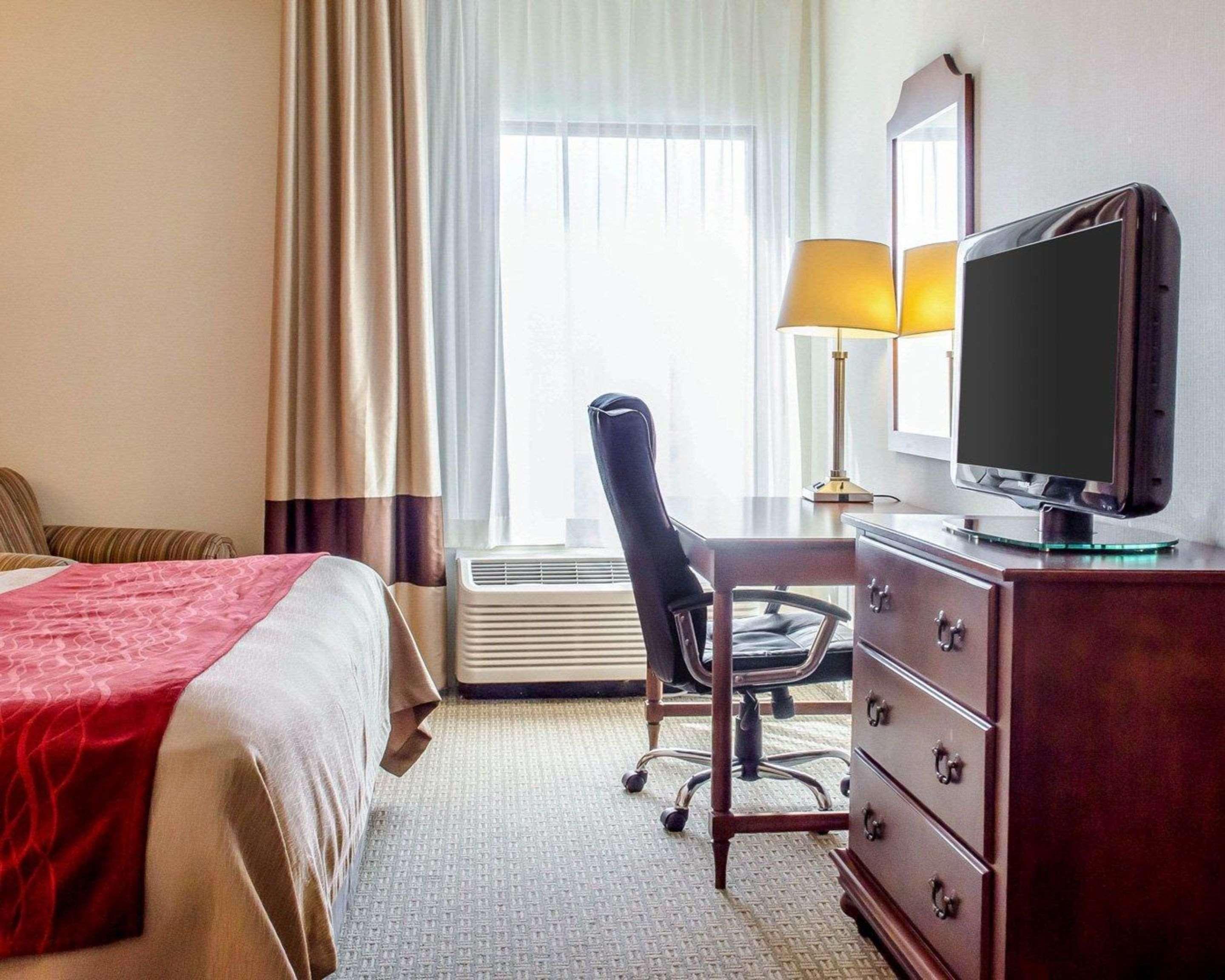 Comfort Inn & Suites York Buitenkant foto