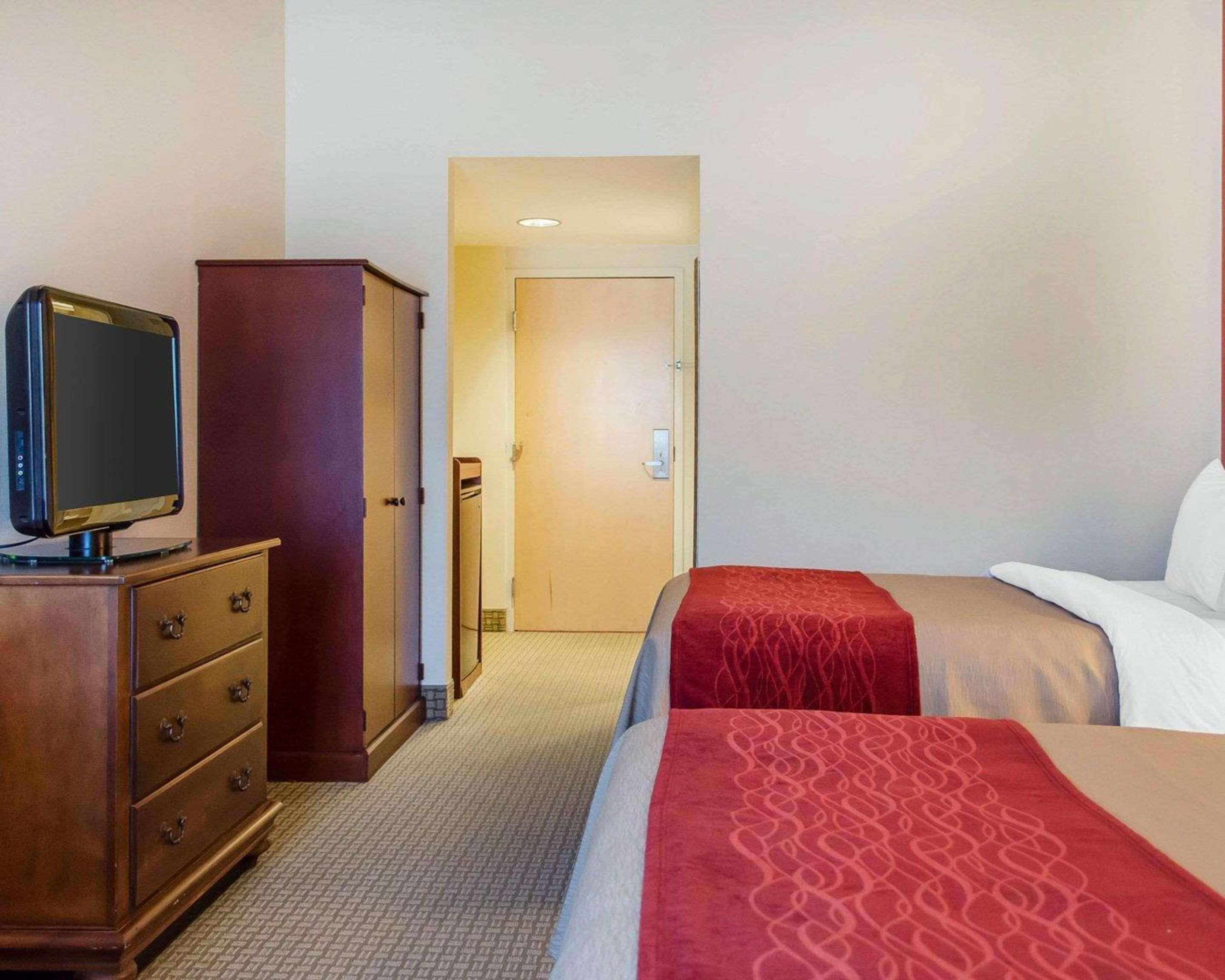Comfort Inn & Suites York Buitenkant foto