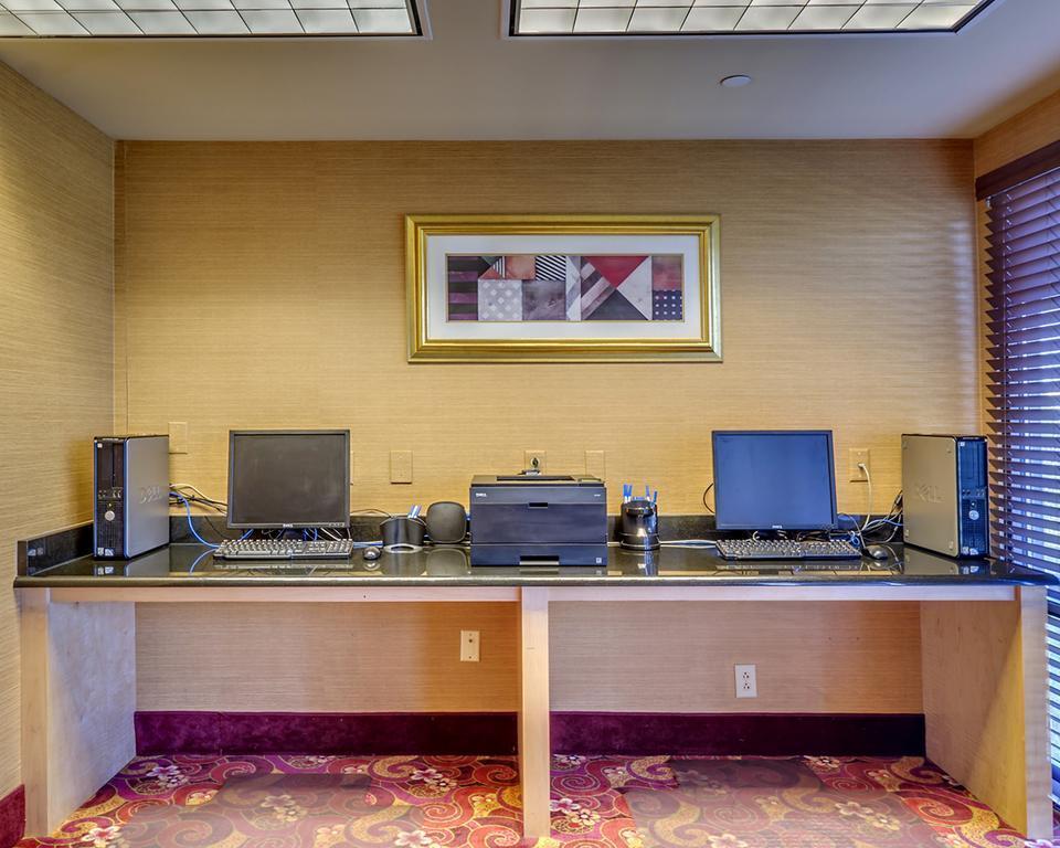 Comfort Inn & Suites York Buitenkant foto