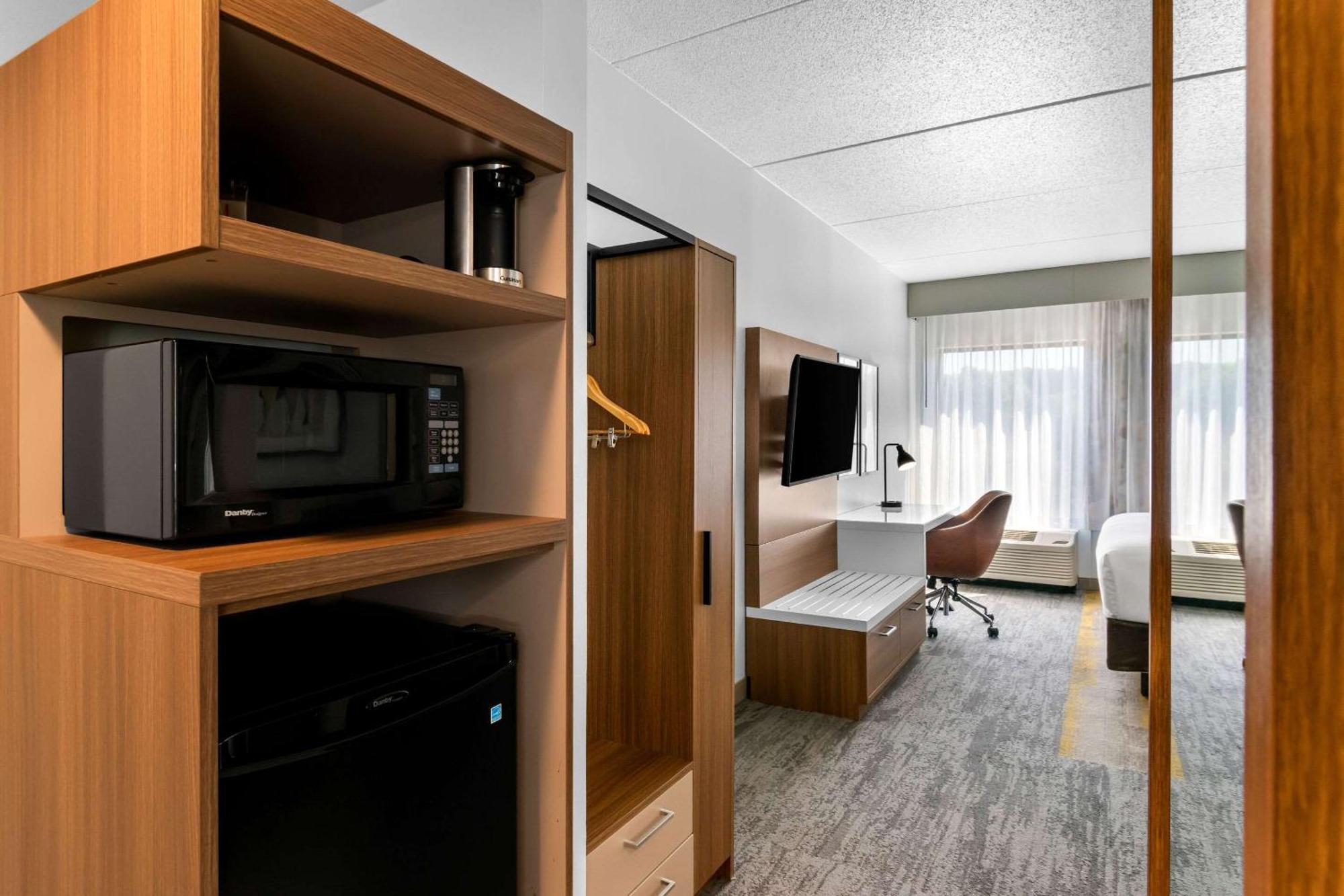Comfort Inn & Suites York Buitenkant foto