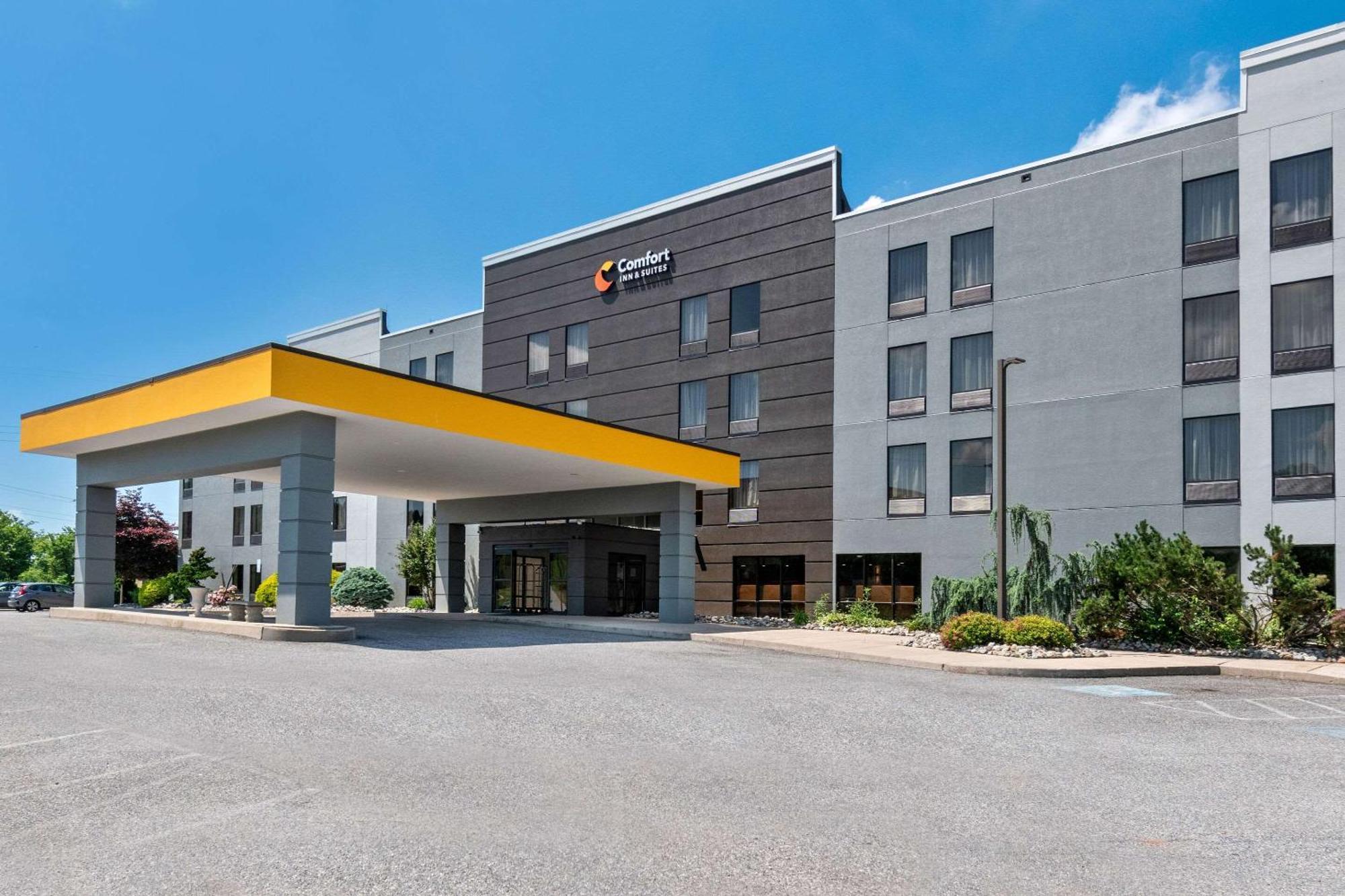 Comfort Inn & Suites York Buitenkant foto