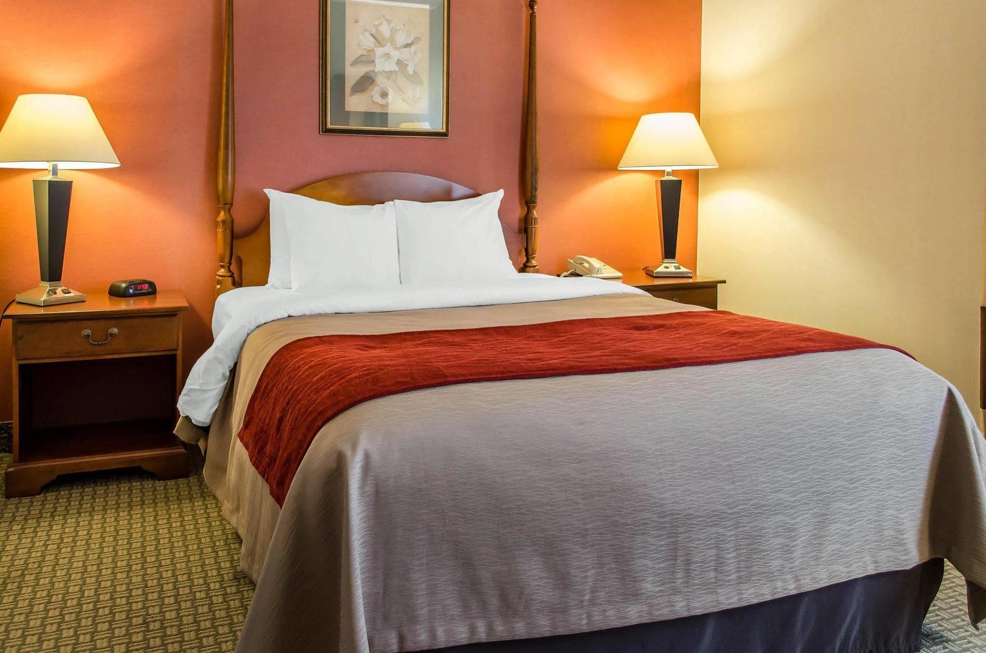 Comfort Inn & Suites York Buitenkant foto